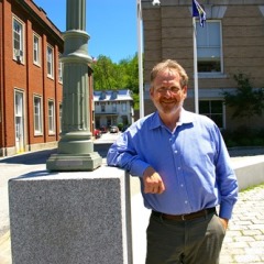 Avram Patt, general manager of Washington Electric Cooperative, talks about energy as he nears his last day at the helm July 1. Photo by Andrew Stein/VTDigger