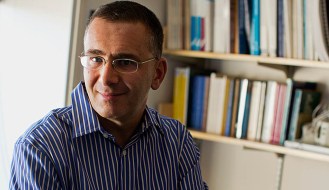 MIT economics professor Jonathan Gruber is a consultant on Vermont's examination of a publicly financed health care system. Courtesy photo