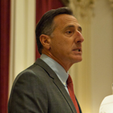 Gov. Peter Shumlin delivers his 2012 budget address. VTD/Josh Larkin