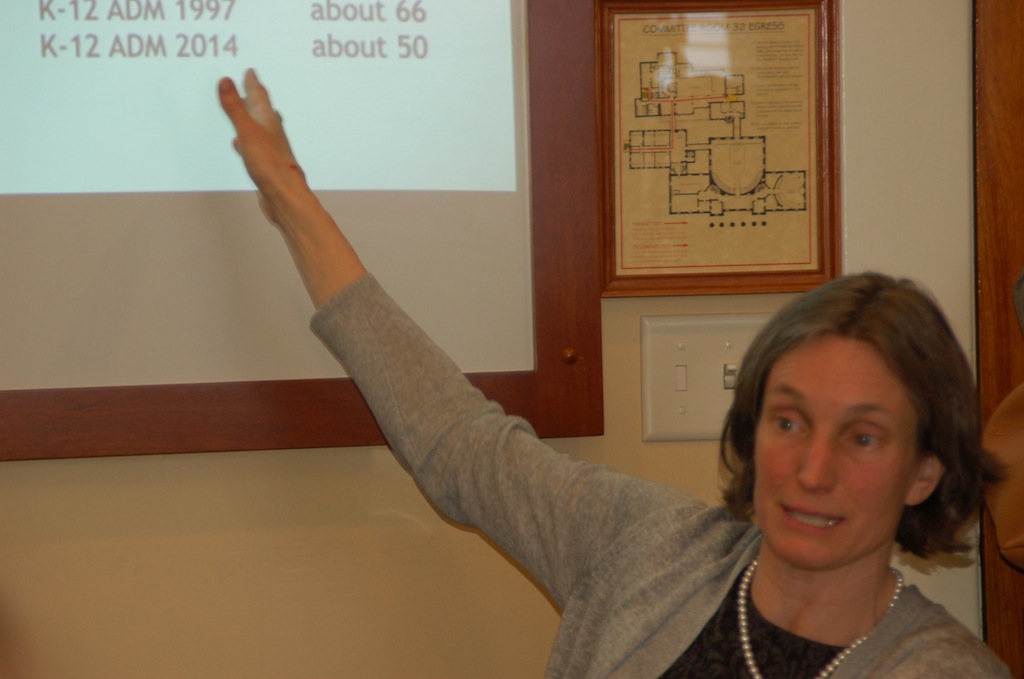 shifts debate to school size VTDigger