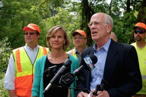 Rep. Peter Welch, D-Vt., and Transportation Secretary Sue Minter. Photo by Elizabeth Hewitt/VTDigger
