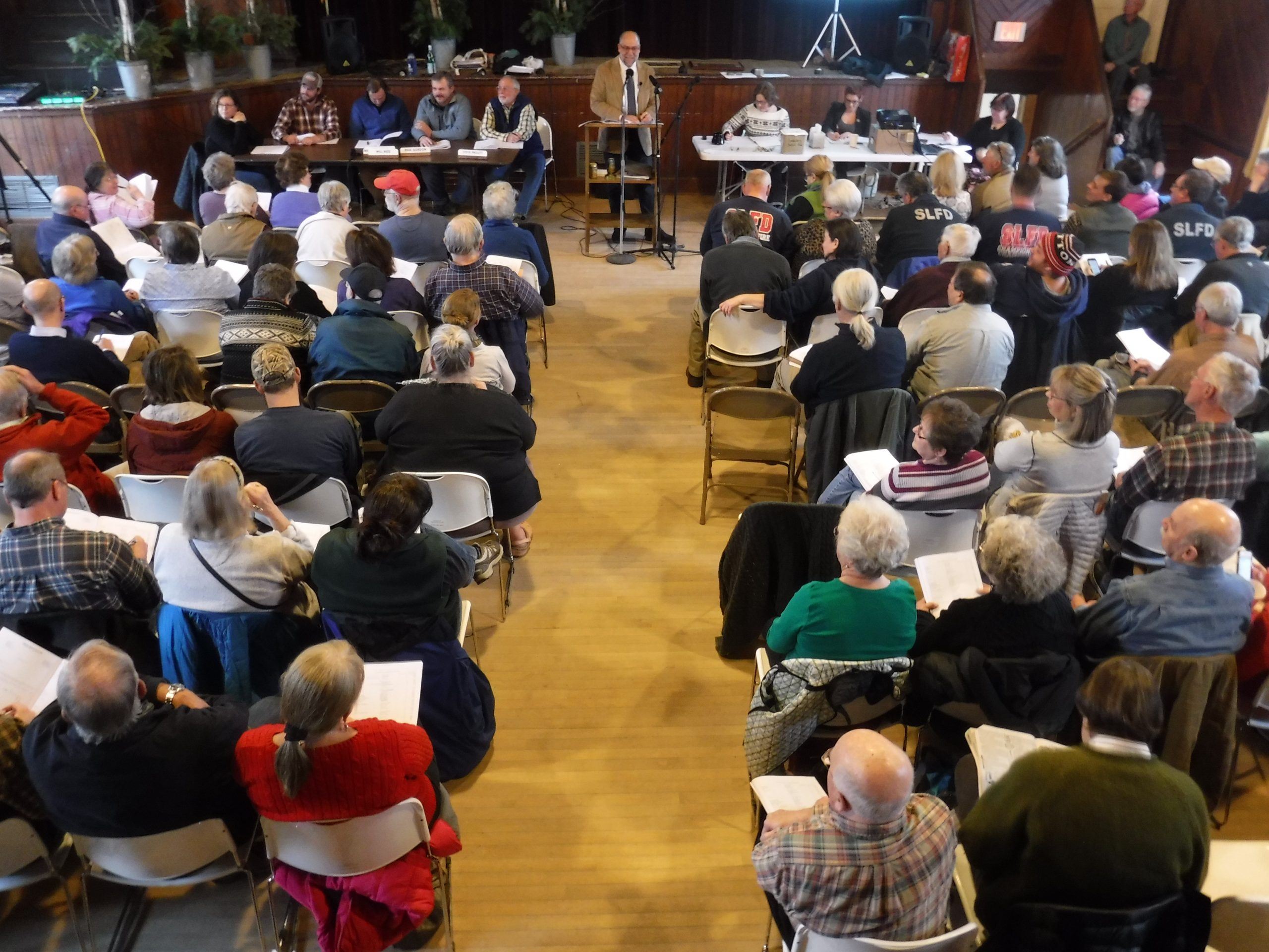 Londonderry town meeting