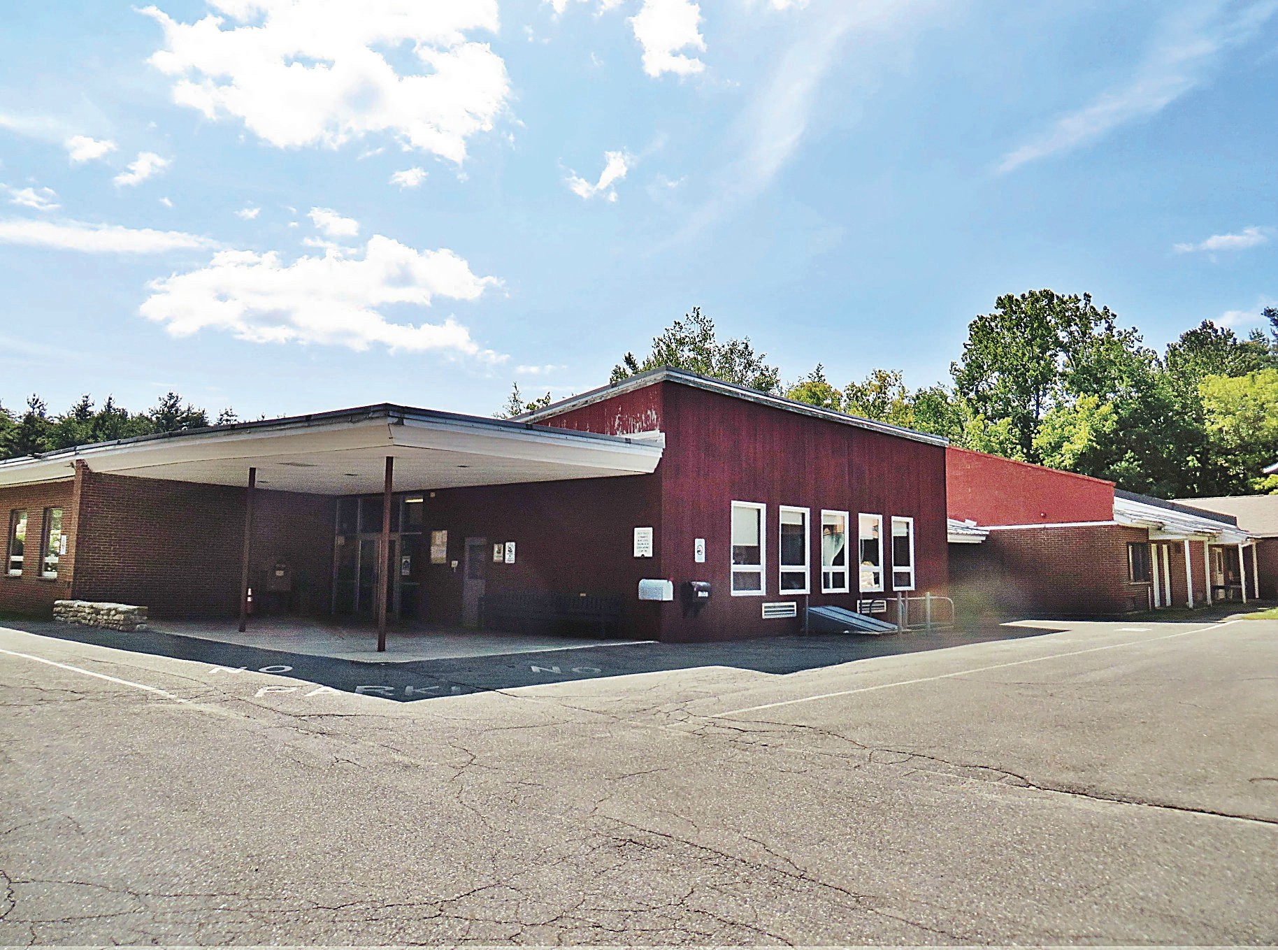 Clarksburg (Mass.) Elementary School, Stamford