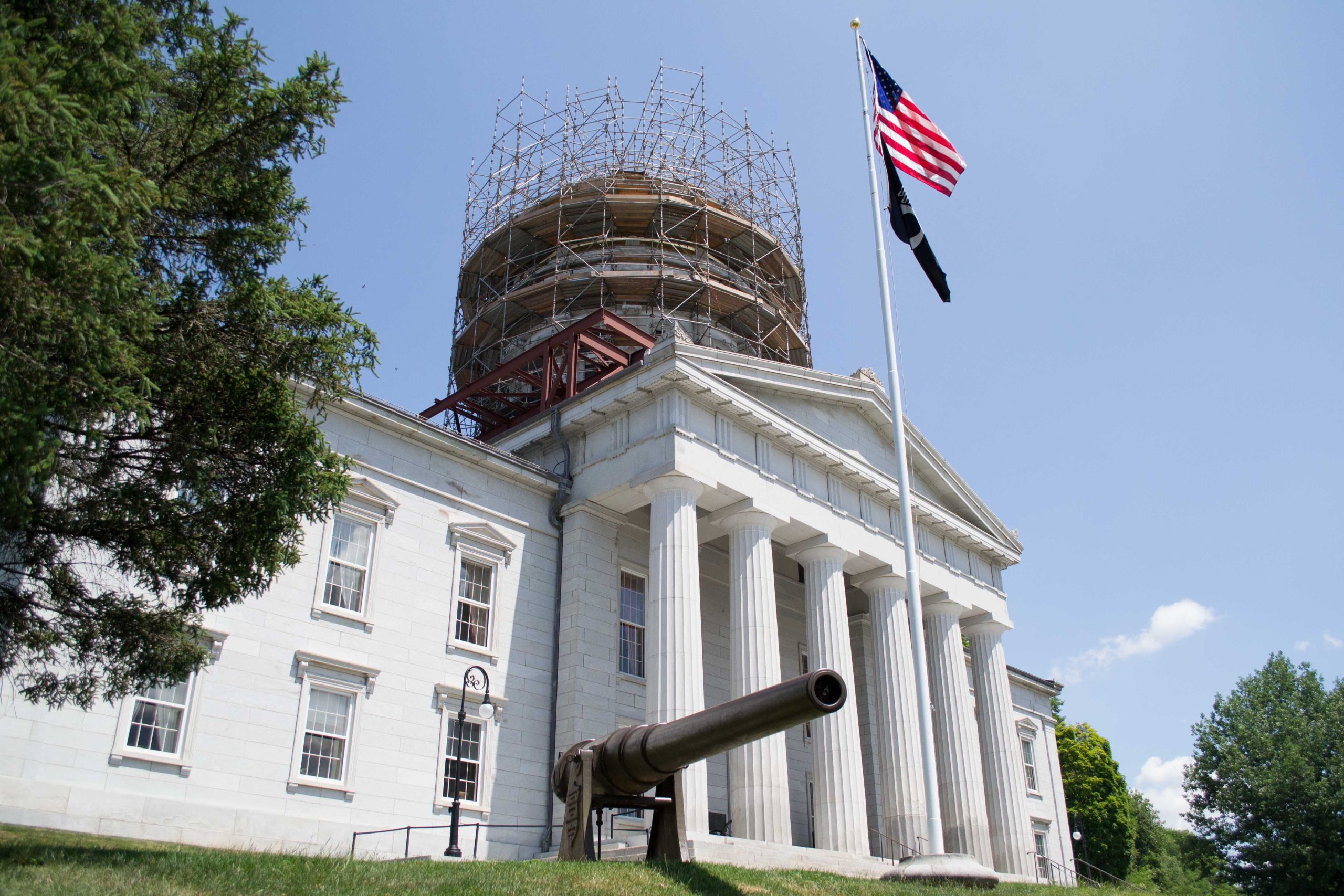 Vermont Statehouse under construction