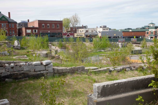 Downtown Newport hole