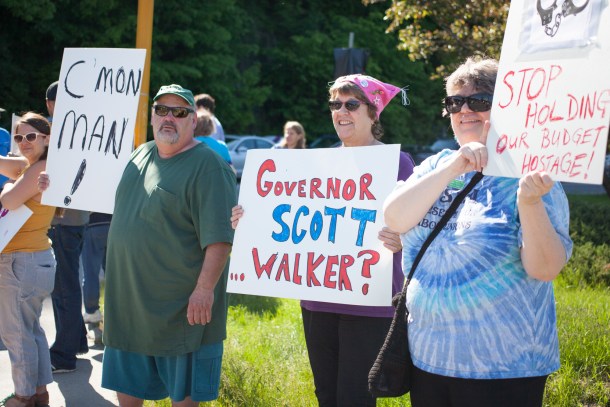 Phil Scott Walker sign