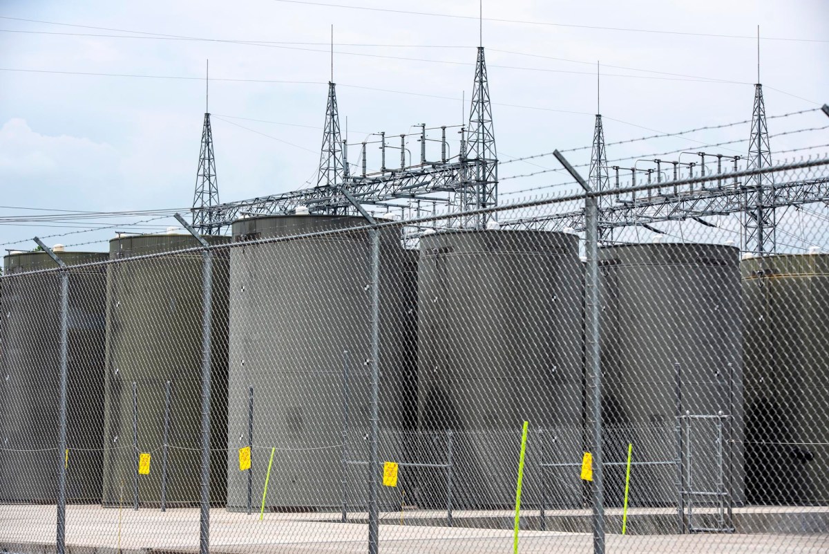 Gov. Scott forecasts comeback for nuclear