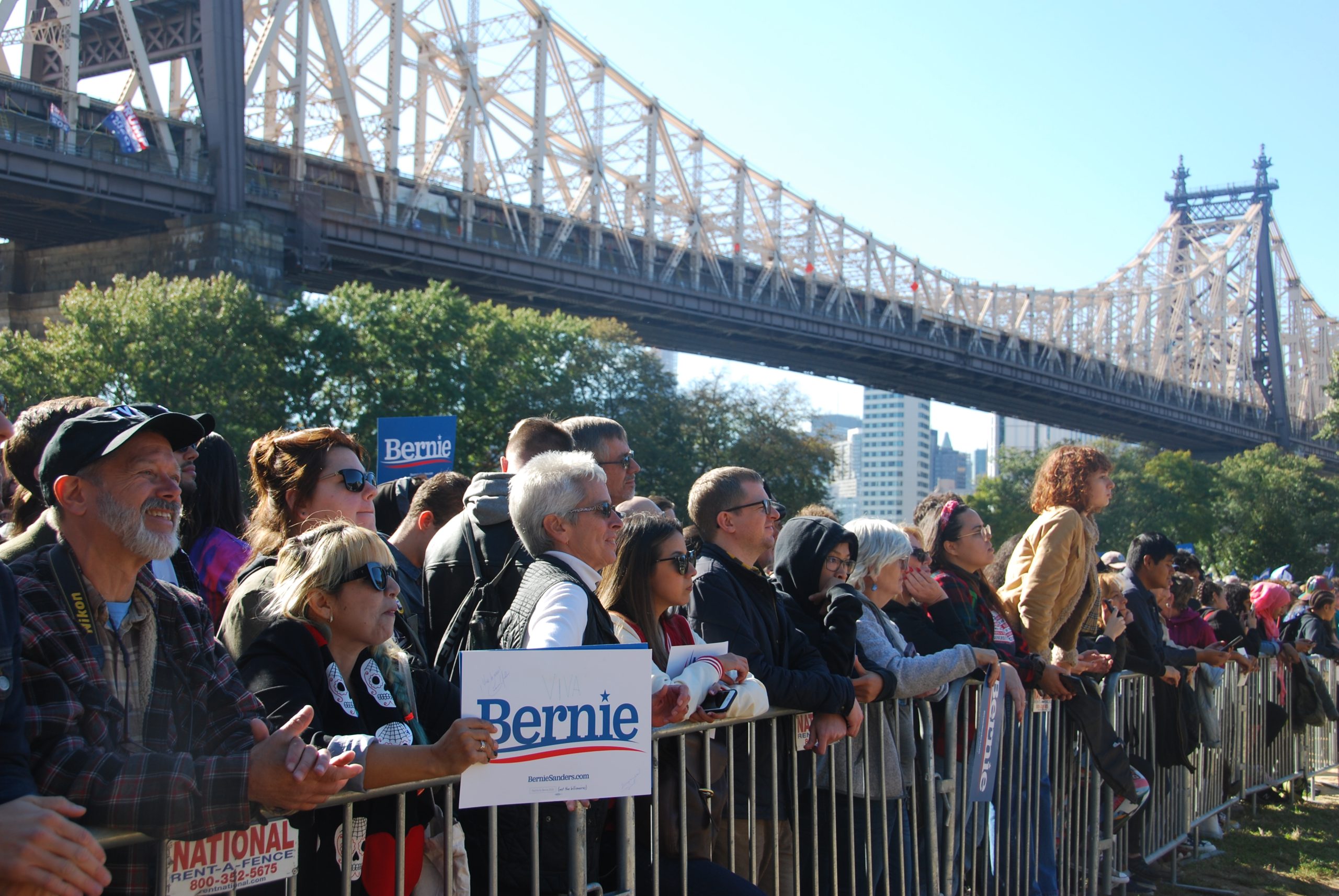 Queens rally