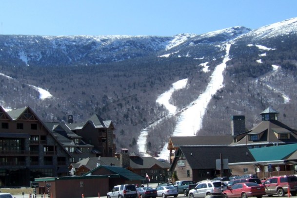 After a spate of cancellations, inns and B&Bs want the state to make clear that people can still visit Vermont. Photo via WikiMedia Commons