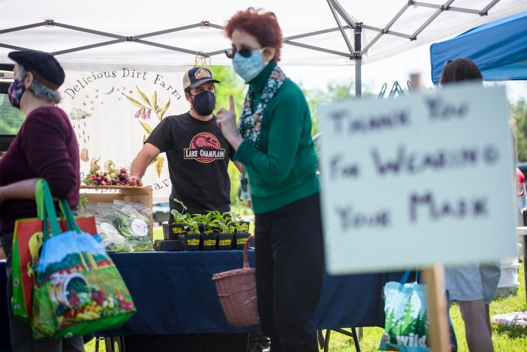 PHOTOS Farmers market season returns VTDigger