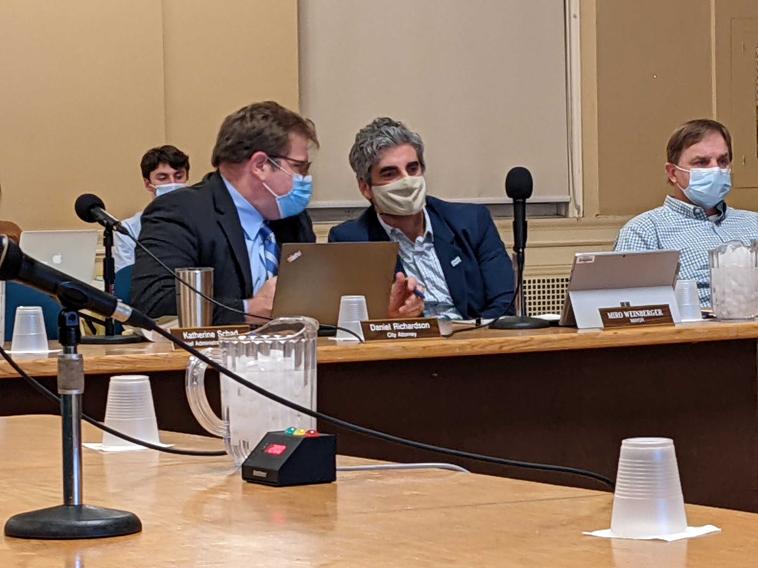 Burlington enacts mask mandate, with some proofofvaccine exemptions