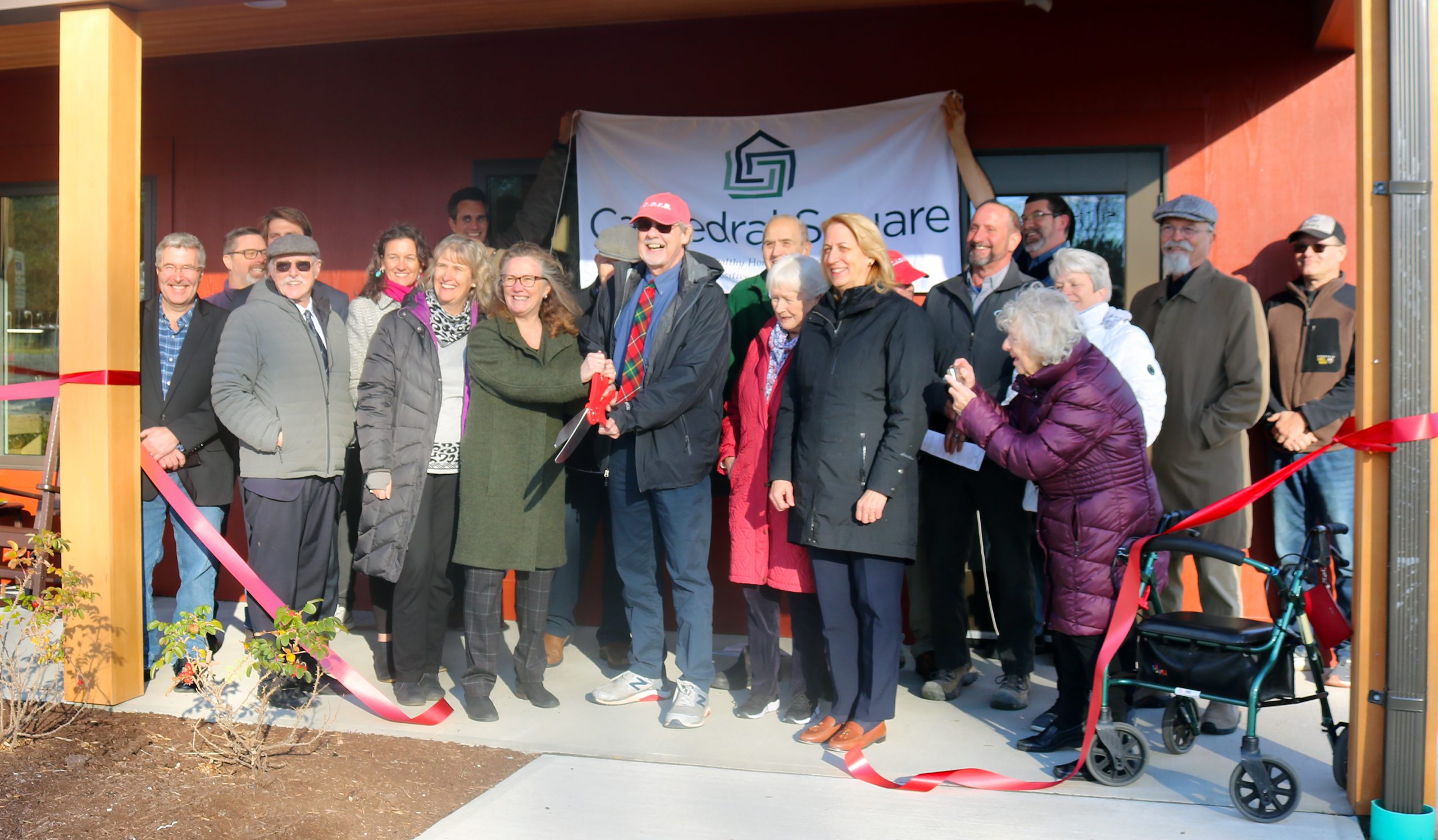 Residents, officials celebrate opening of Cathedral Square's 'Bayview Crossing' in South Hero - Vimarsana News