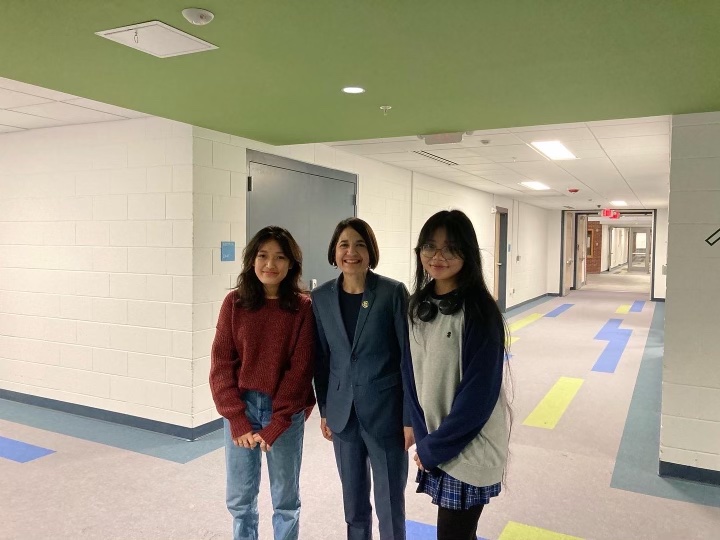 Vermont Congresswoman Becca Balint meets with UP for Learning Youth Facilitators - Vimarsana News