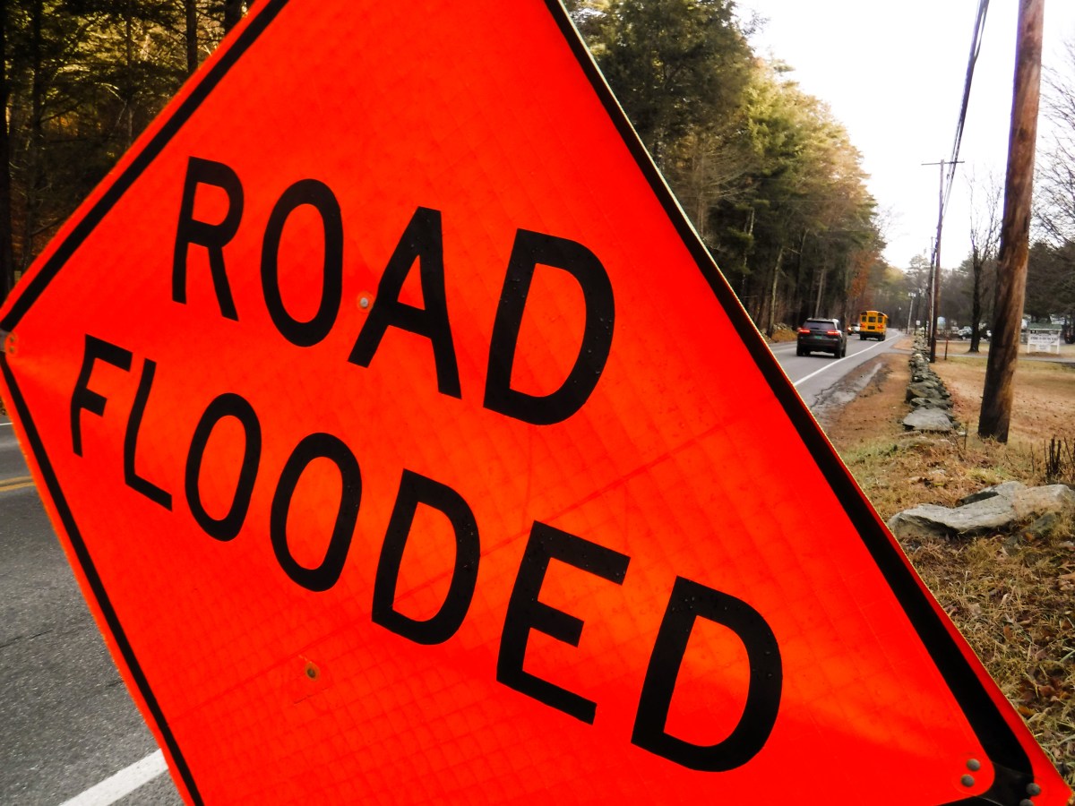 A road flooded sign.