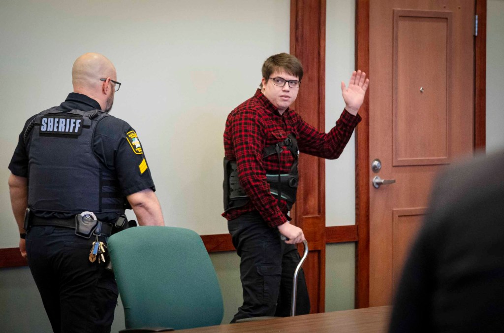 Defense seeks to toss top murder charge against driver in deadly chase that killed Rutland officer