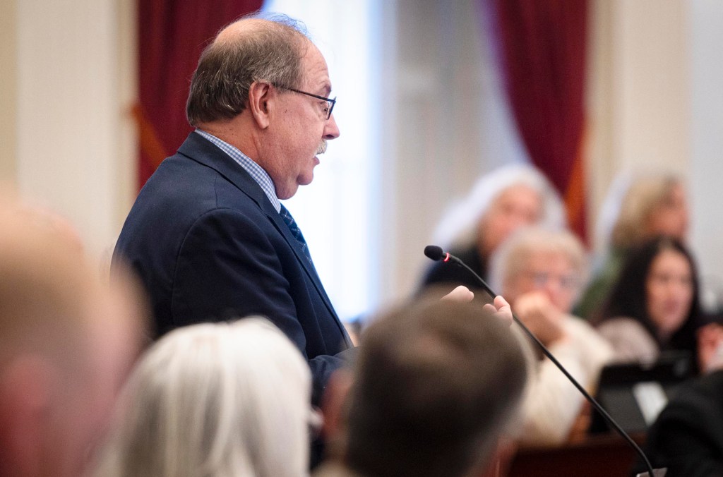 Lawmakers race to finish data privacy bill amid outcry from businesses and medical providers