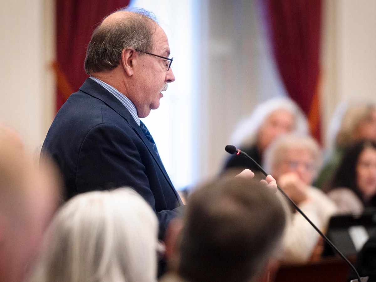 Lawmakers race to finish data privacy bill amid outcry from businesses and medical providers