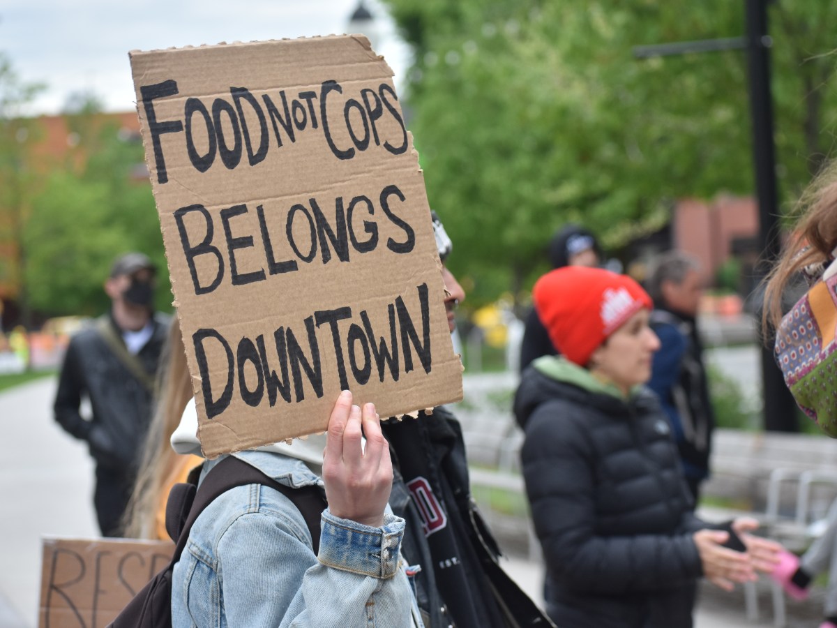 Tensions mount in Burlington business community as council orders meal program relocation