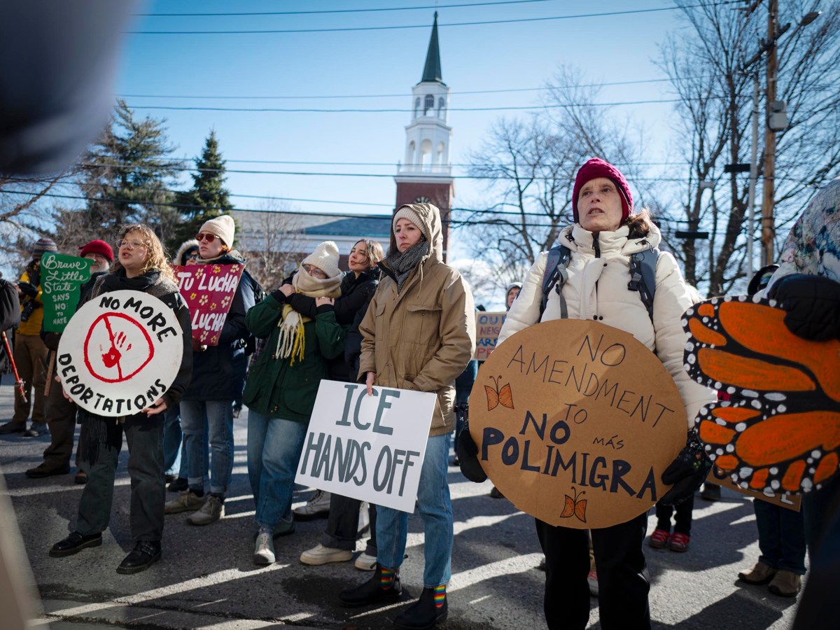 Man detained in South Burlington ICE standoff will remain in custody for now