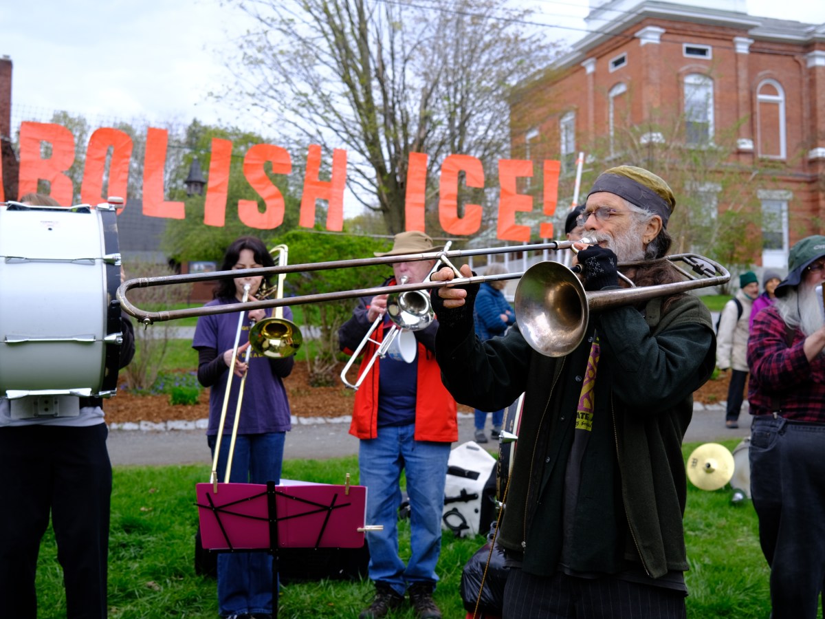 Protest in St. Albans led Customs and Border Protection office to close for the day, activists say