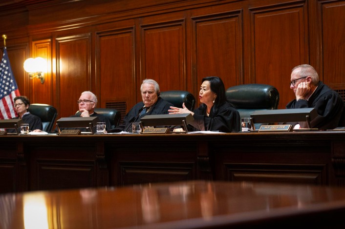 State Windows Vermont Supreme Court allows Gov. Scott to enforce in-person work for ...