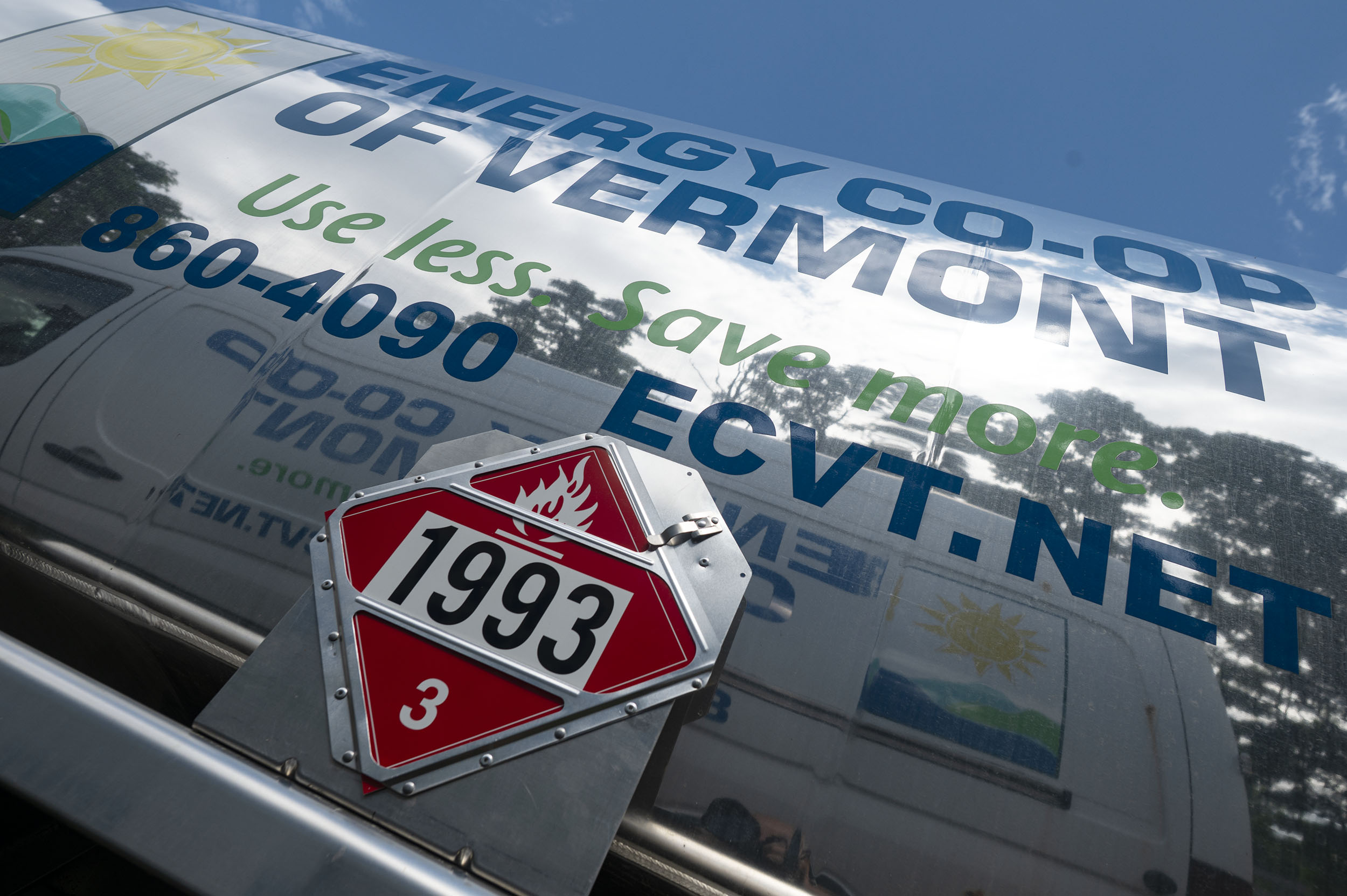 As heating oil prices remain volatile, Vermonters prepare cautiously for winter